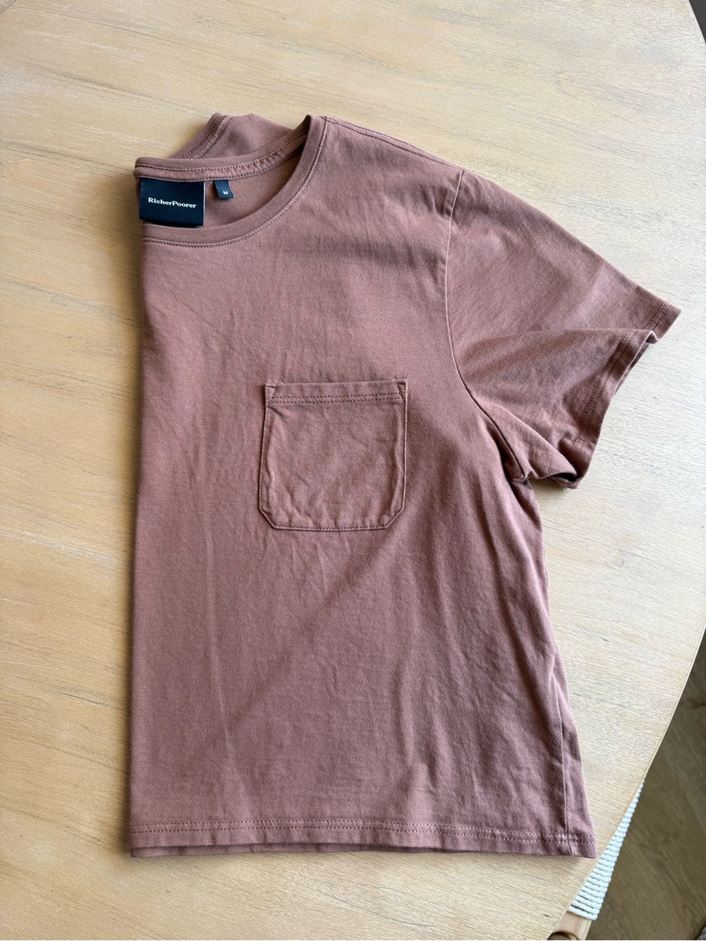 Richer Poorer Women’s Medium Cropped Pocket Tee